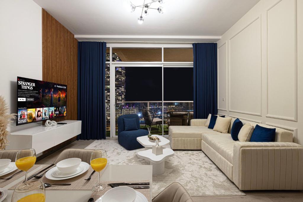 SmartStay at Zaya Hameni - Modern Luxury Apartments - Unique in JVC