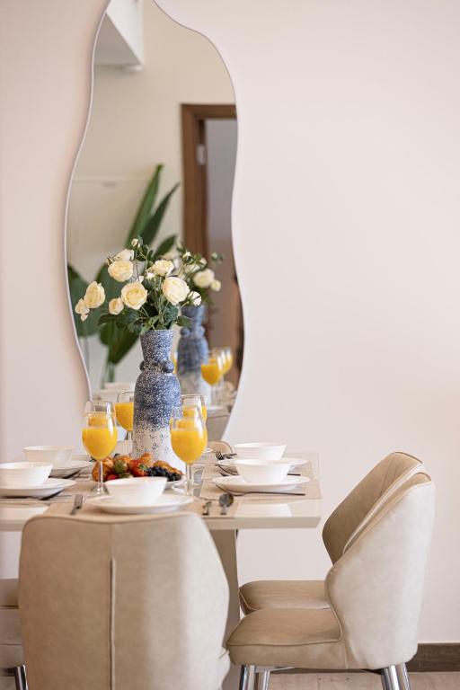 SmartStay at Zaya Hameni - Modern Luxury Apartments - Unique in JVC