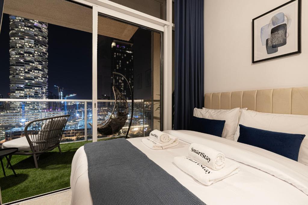 SmartStay at Zaya Hameni - Modern Luxury Apartments - Unique in JVC