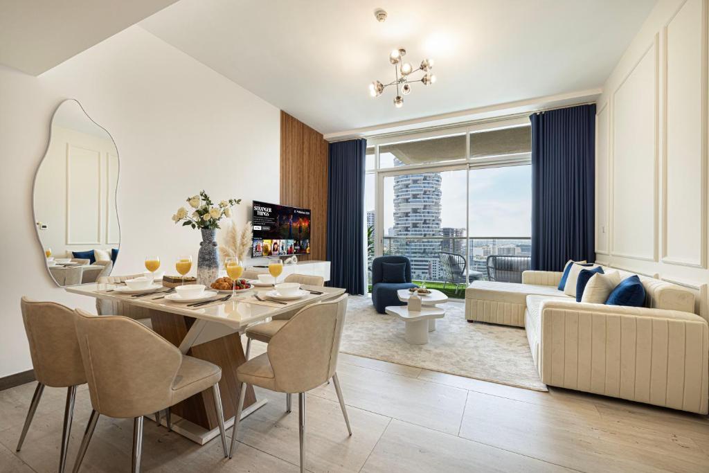 SmartStay at Zaya Hameni - Modern Luxury Apartments - Unique in JVC