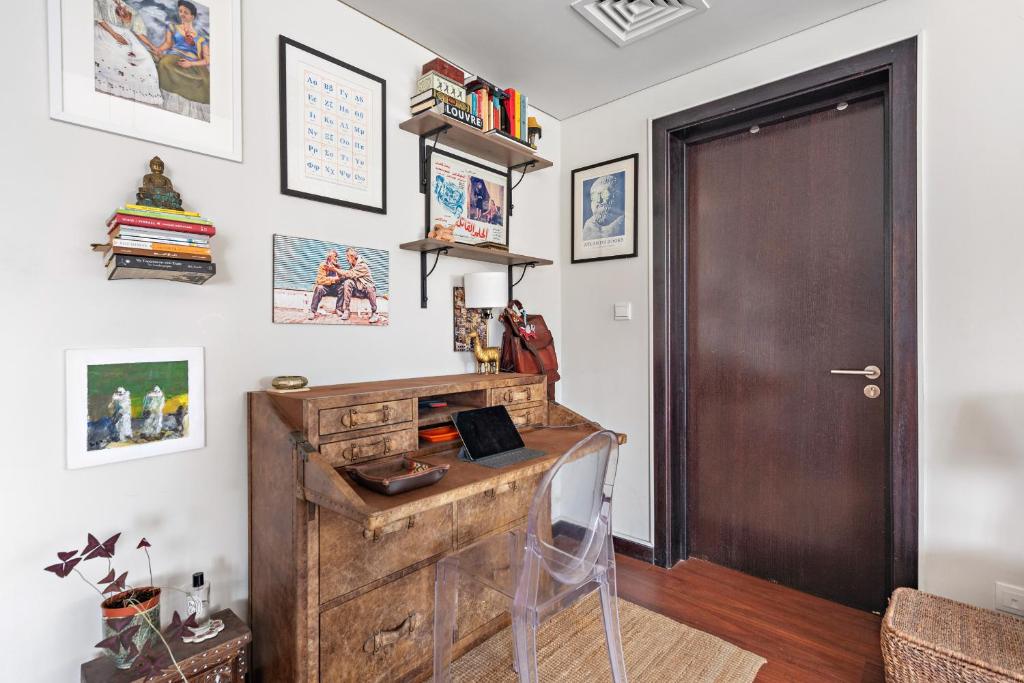 VayK - Uniquely Crafted, Artistically Adorned 1 BD Apartment in JLT