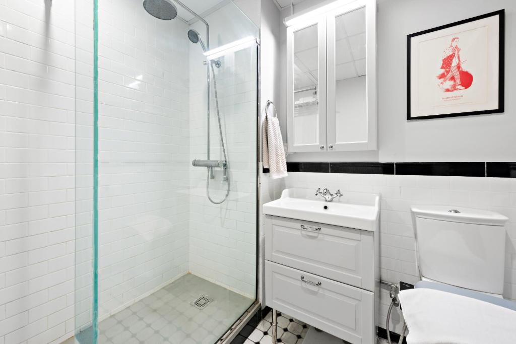 VayK - Uniquely Crafted, Artistically Adorned 1 BD Apartment in JLT