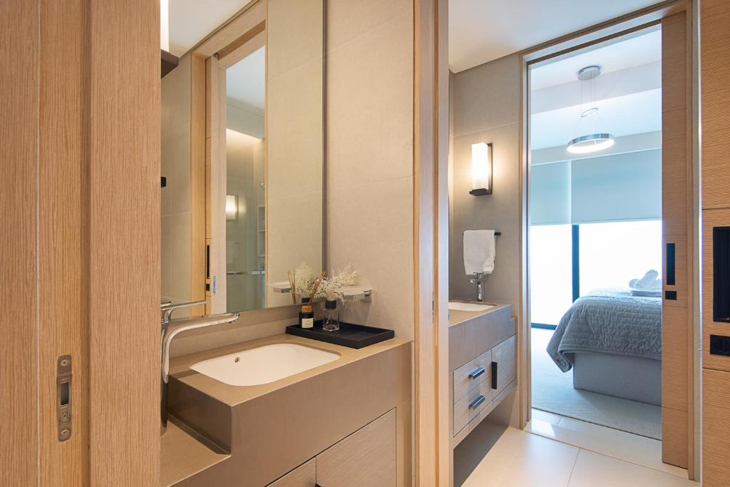 Address JBR 2 Bedroom With Beach Access by Millennium Vacation Homes