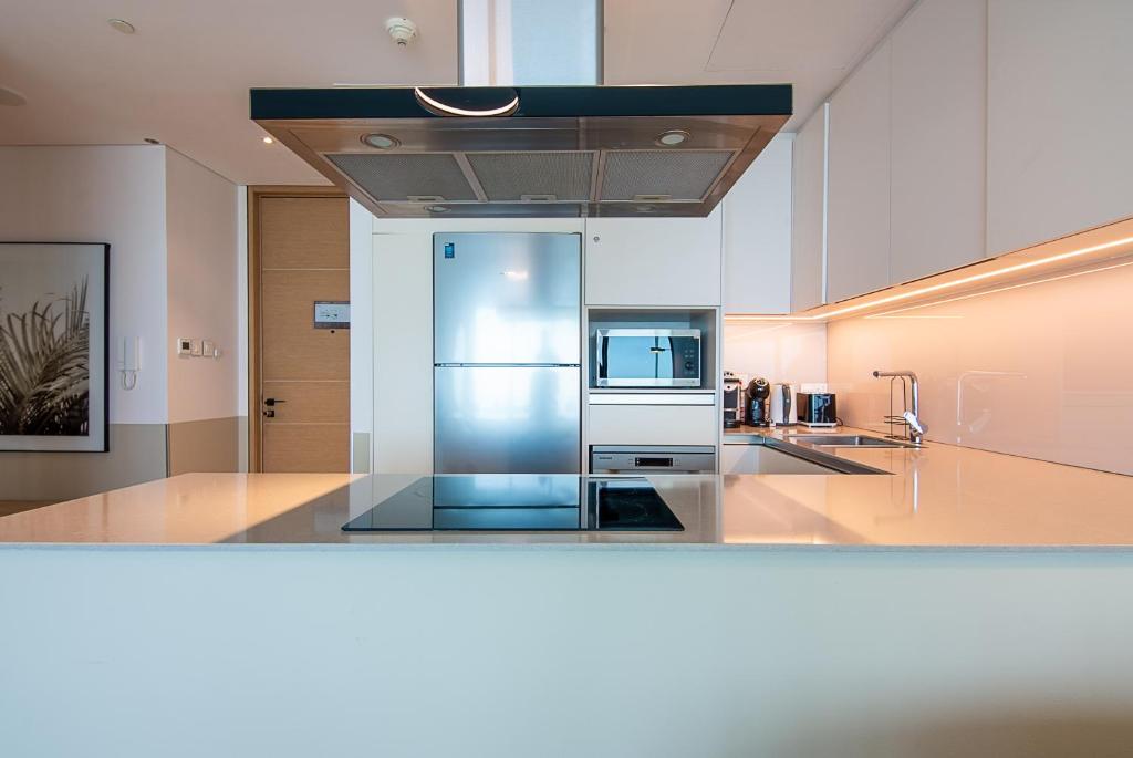 Address JBR 2 Bedroom With Beach Access by Millennium Vacation Homes