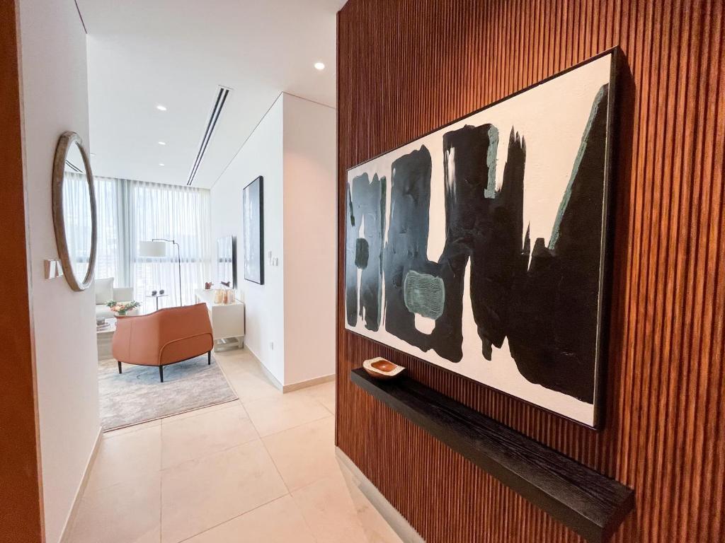 Vayk - Lovingly Styled 2 BD Exuding Elegance and Charm in Business Bay