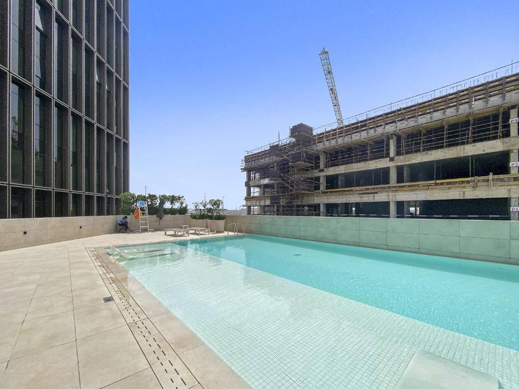 Vayk - Lovingly Styled 2 BD Exuding Elegance and Charm in Business Bay