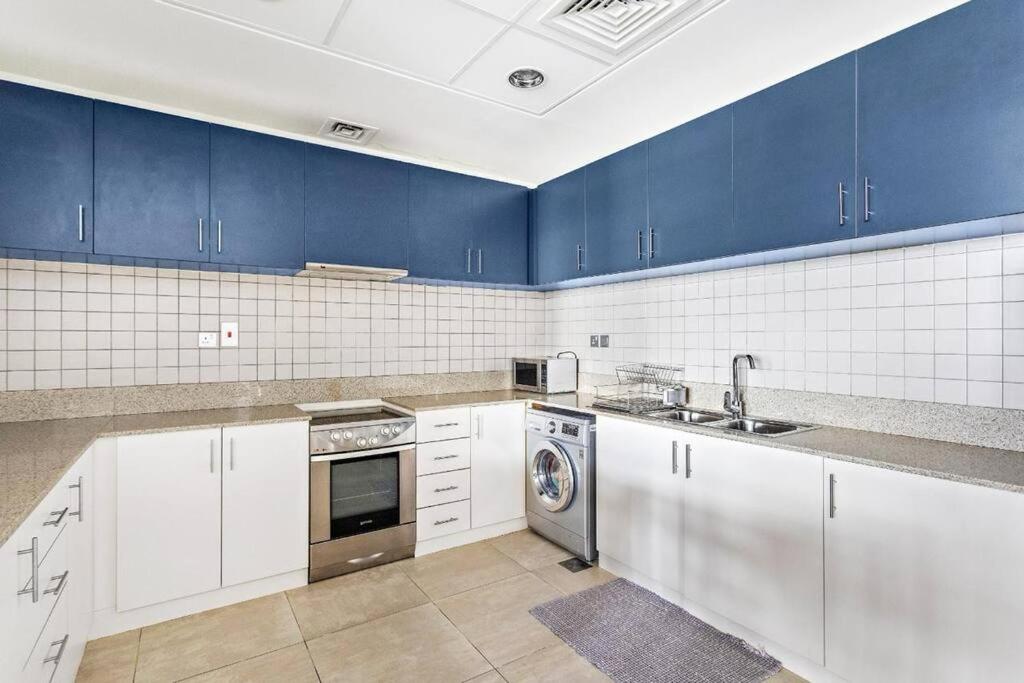 Apartment KOYO in the heart of JBR Beach - 3BDR