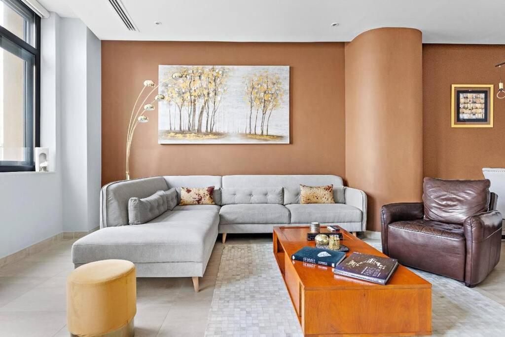 Apartment KOYO in the heart of JBR Beach - 3BDR