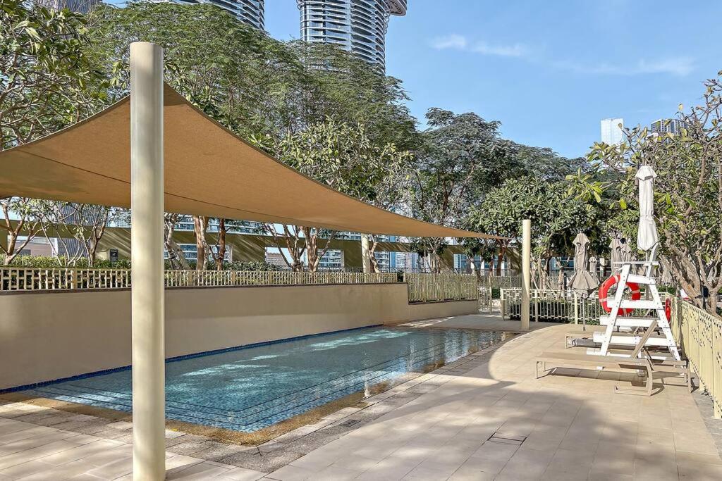 FIRST CLASS 3BR with Magical View of Burj Khalifa