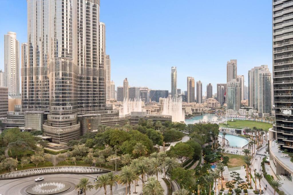 FIRST CLASS 3BR with Magical View of Burj Khalifa
