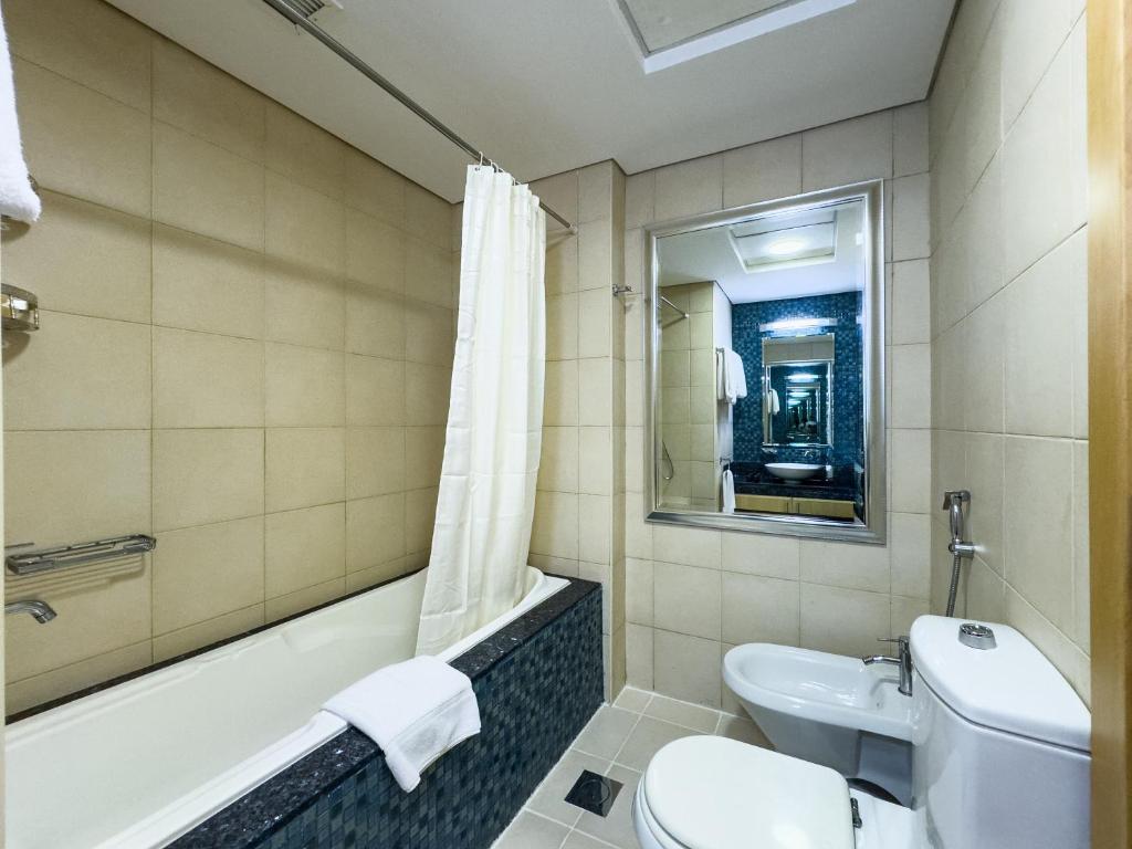 Palm Jumeirah, 2-BDR with direct beach access