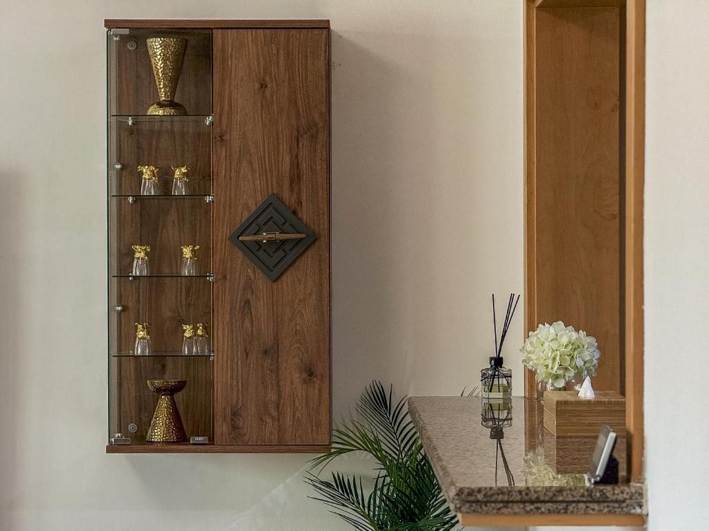 Palm Jumeirah, 2-BDR with direct beach access