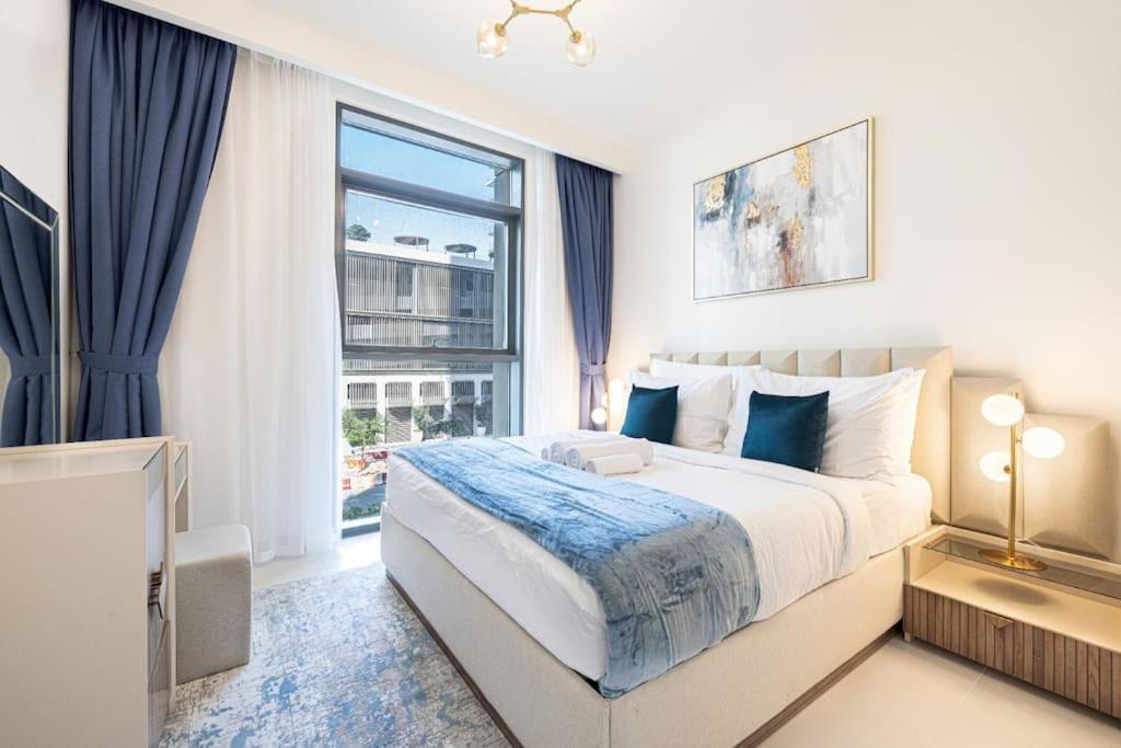 Beachfront Dubai Apartments