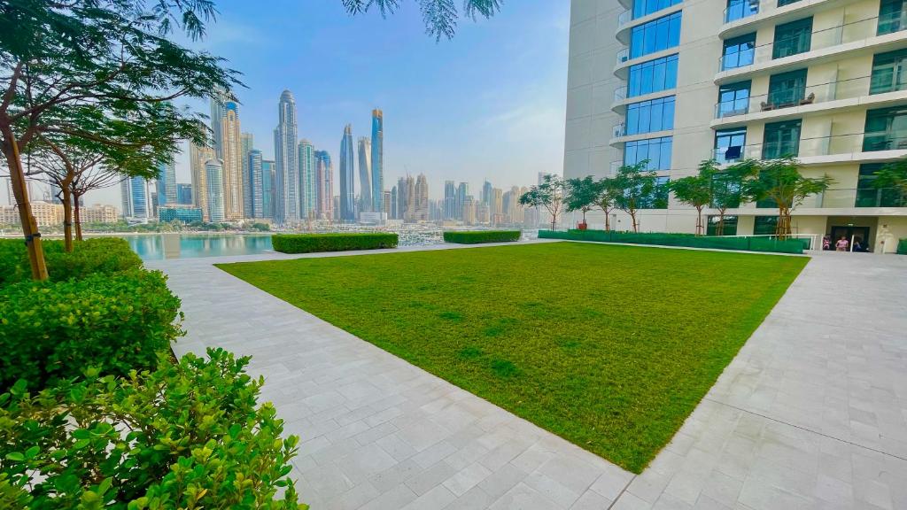 Beachfront Dubai Apartments