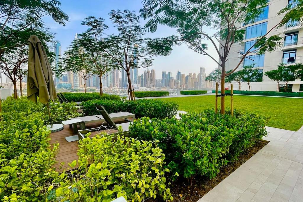 Beachfront Dubai Apartments