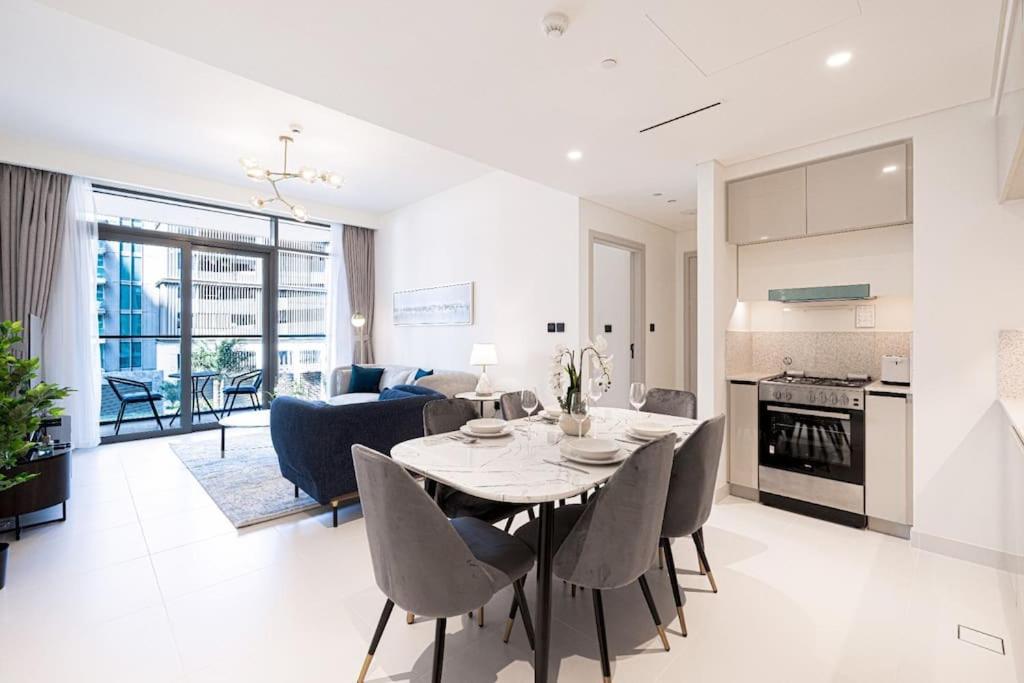 Beachfront Dubai Apartments