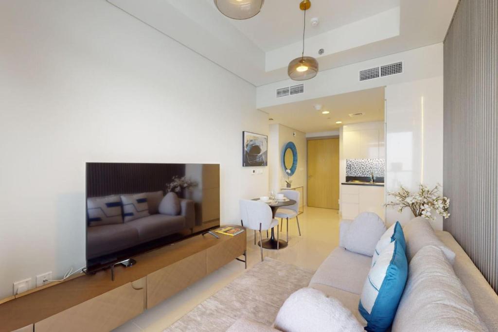 Aykon Tower C - Vacationer