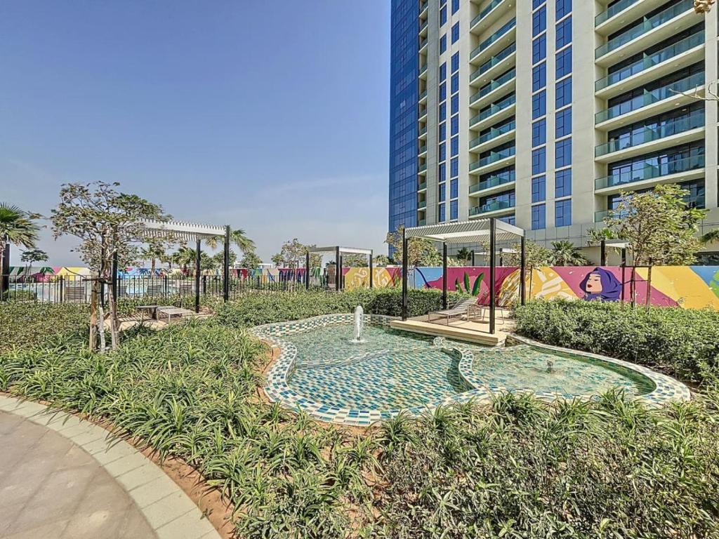 Aykon Tower C - Vacationer