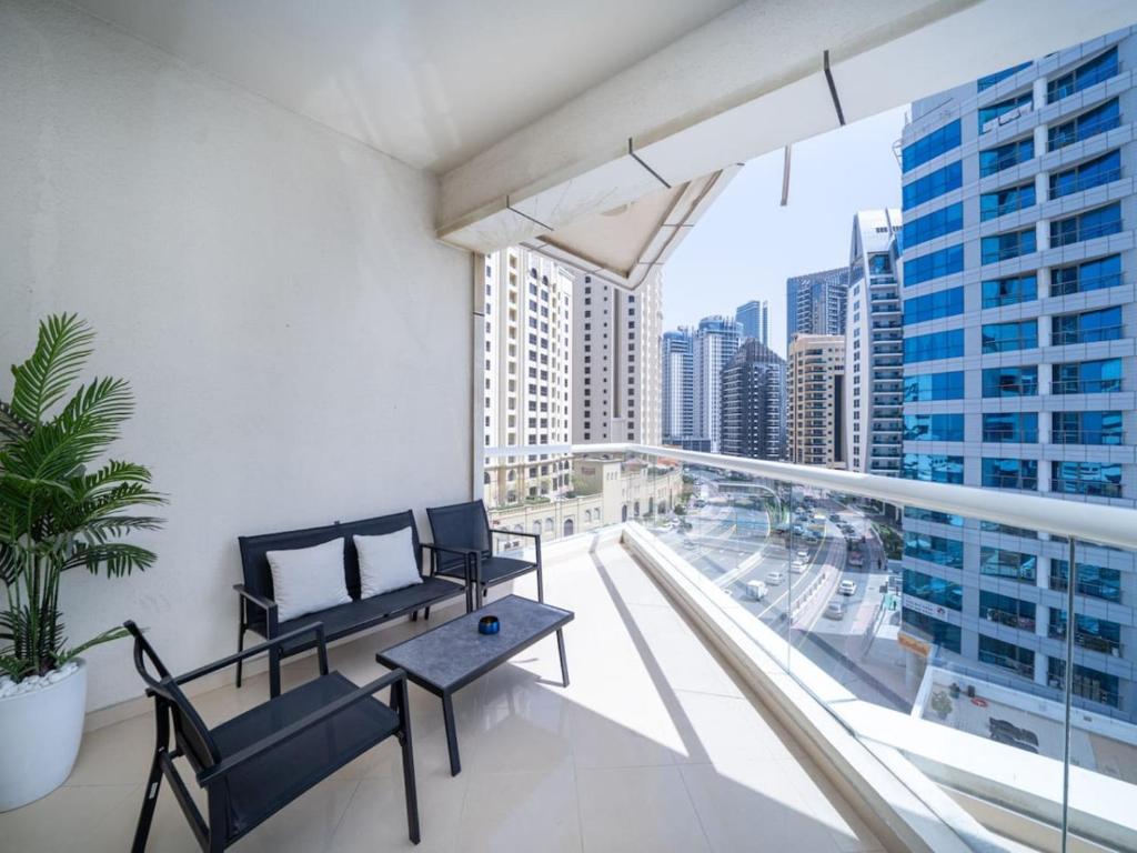 LUXFolio Retreat - Relaxing Escape