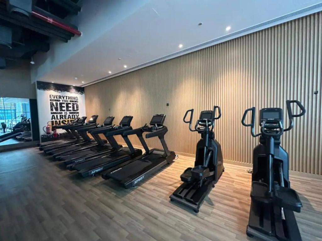 LUXFolio Retreats - Seven Palm