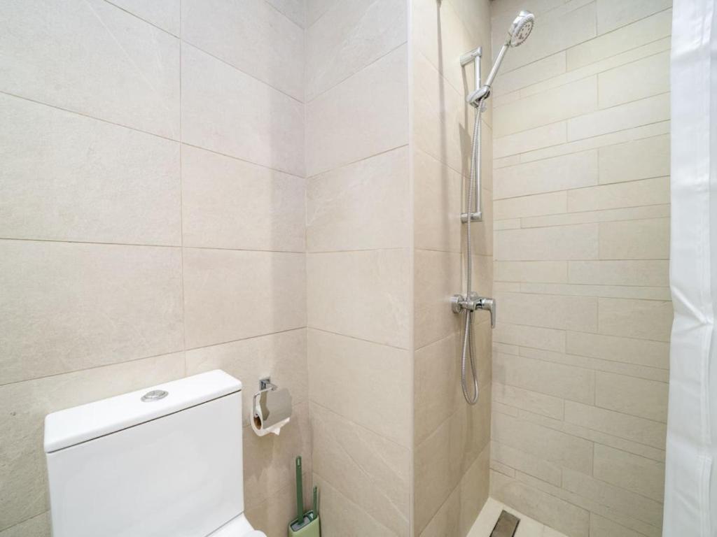 LUXFolio Retreats - Modern Azizi Retreat