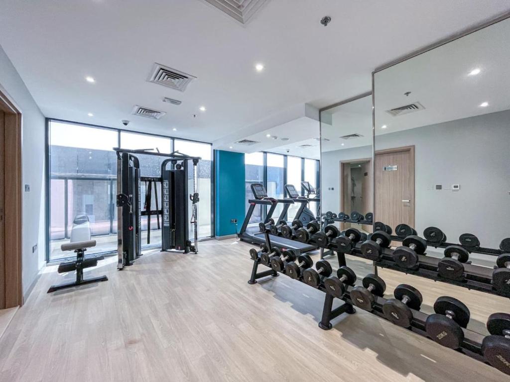 LUXFolio Retreats - Modern Azizi Retreat