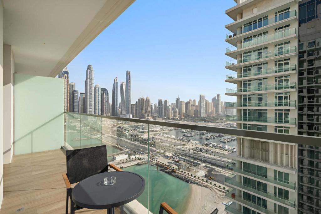 Silkhaus Private Tower Beach 1BDR in Marina Vista