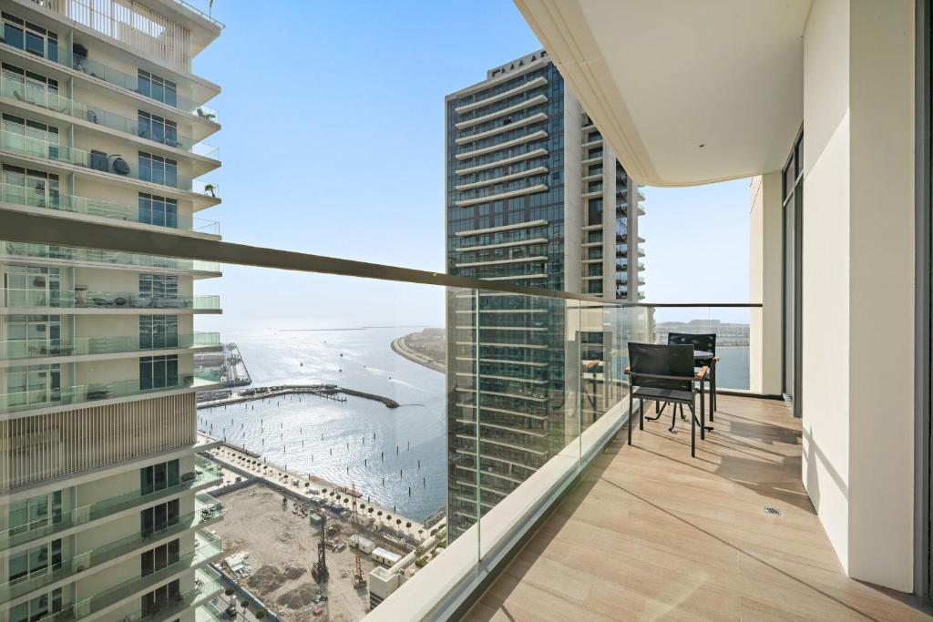 Silkhaus Private Tower Beach 1BDR in Marina Vista