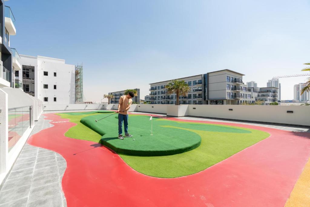 TAMM HOMES-SAMANA GOLF AVENUE