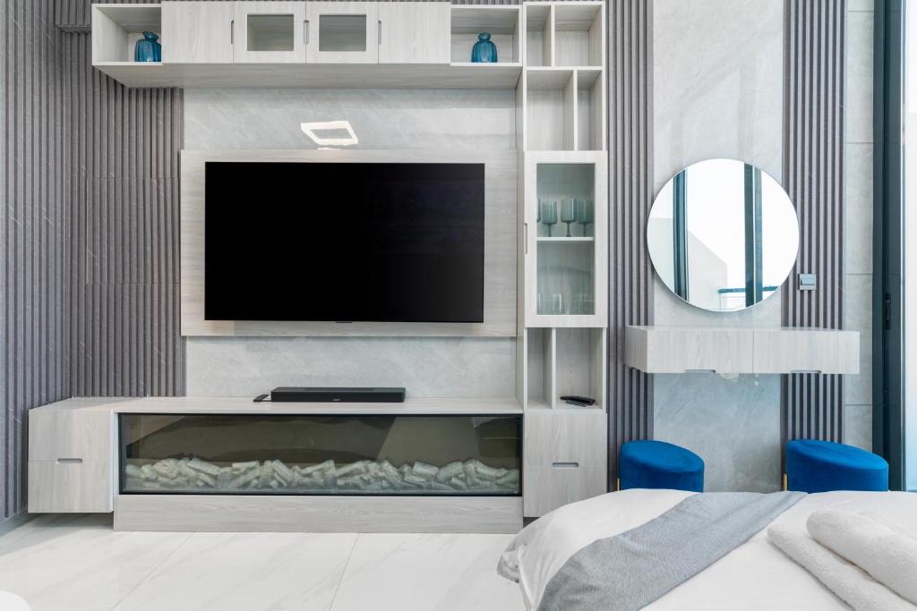 TAMM HOMES-SAMANA GOLF AVENUE