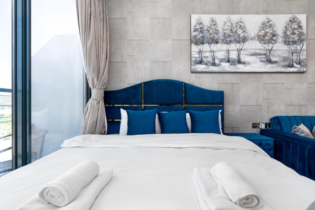 TAMM HOMES-SAMANA GOLF AVENUE