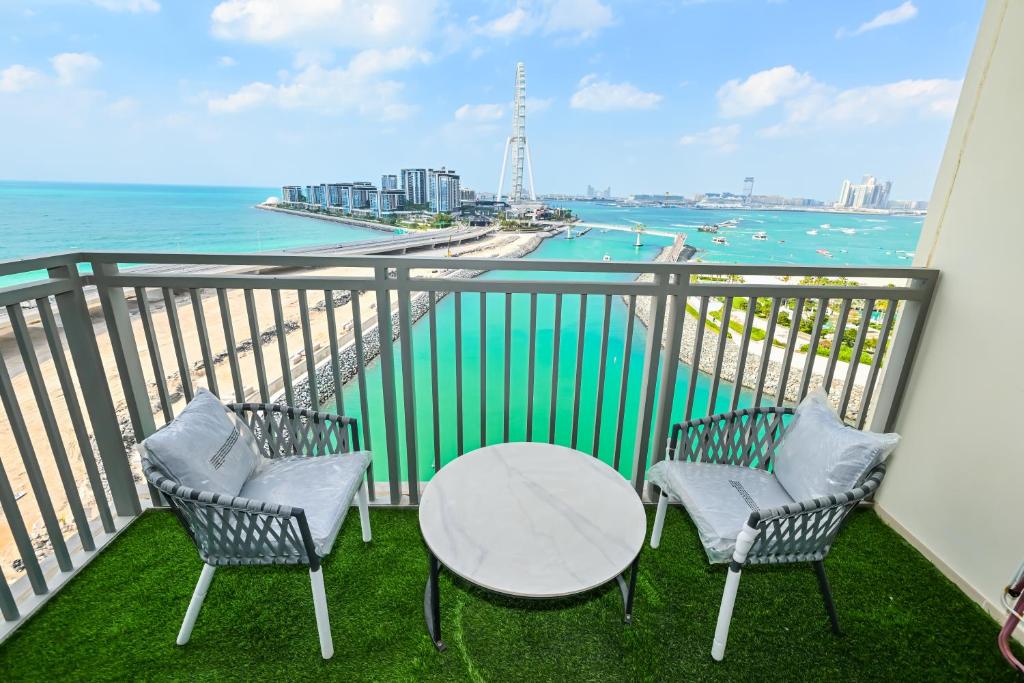 Farwell & Gervase - 2BR with Exclusive Sea & Marina Views in 5242 Marina