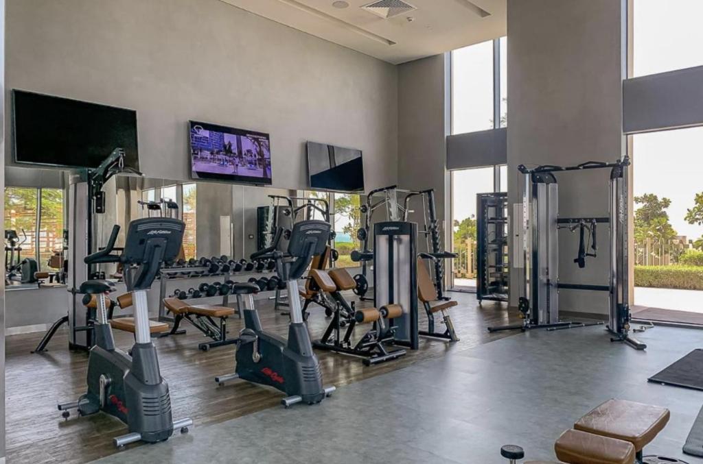 Farwell & Gervase - 2BR with Exclusive Sea & Marina Views in 5242 Marina