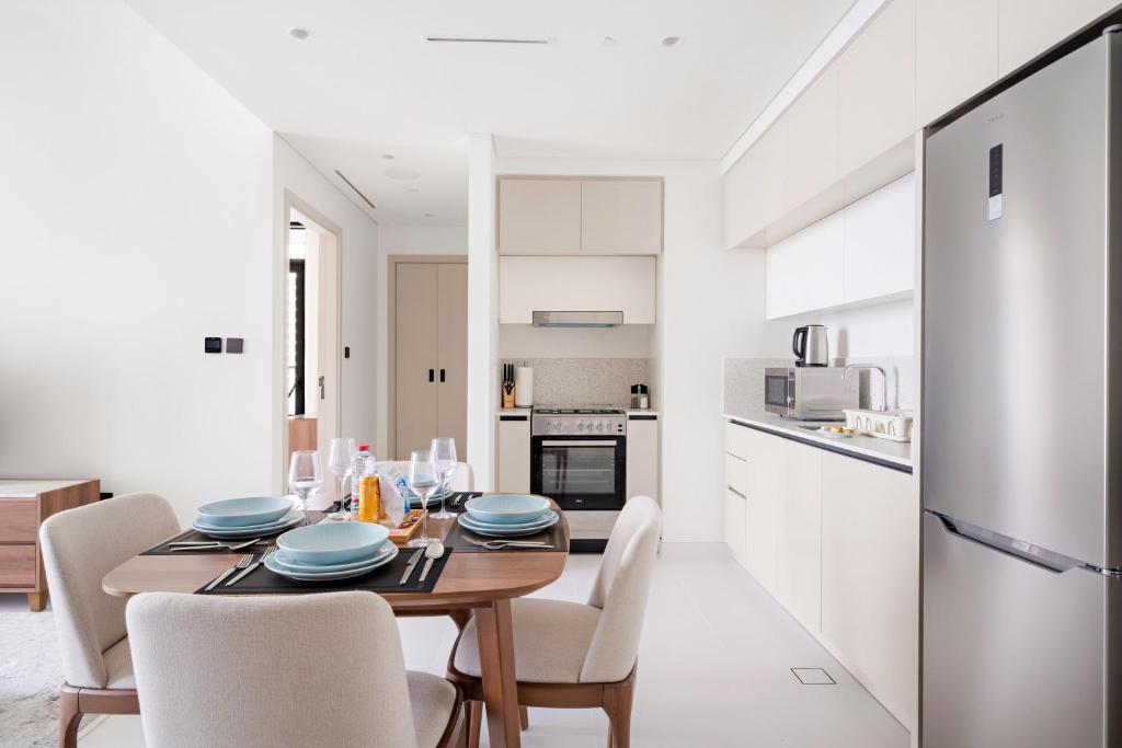 Silkhaus Sea & City View 1BDR in Exclusive Neighbourhood