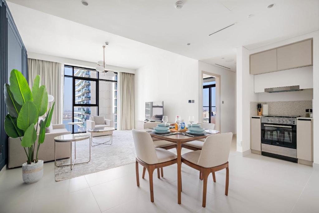 Silkhaus Sea & City View 1BDR in Exclusive Neighbourhood