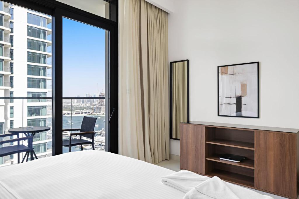 Silkhaus Sea & City View 1BDR in Exclusive Neighbourhood