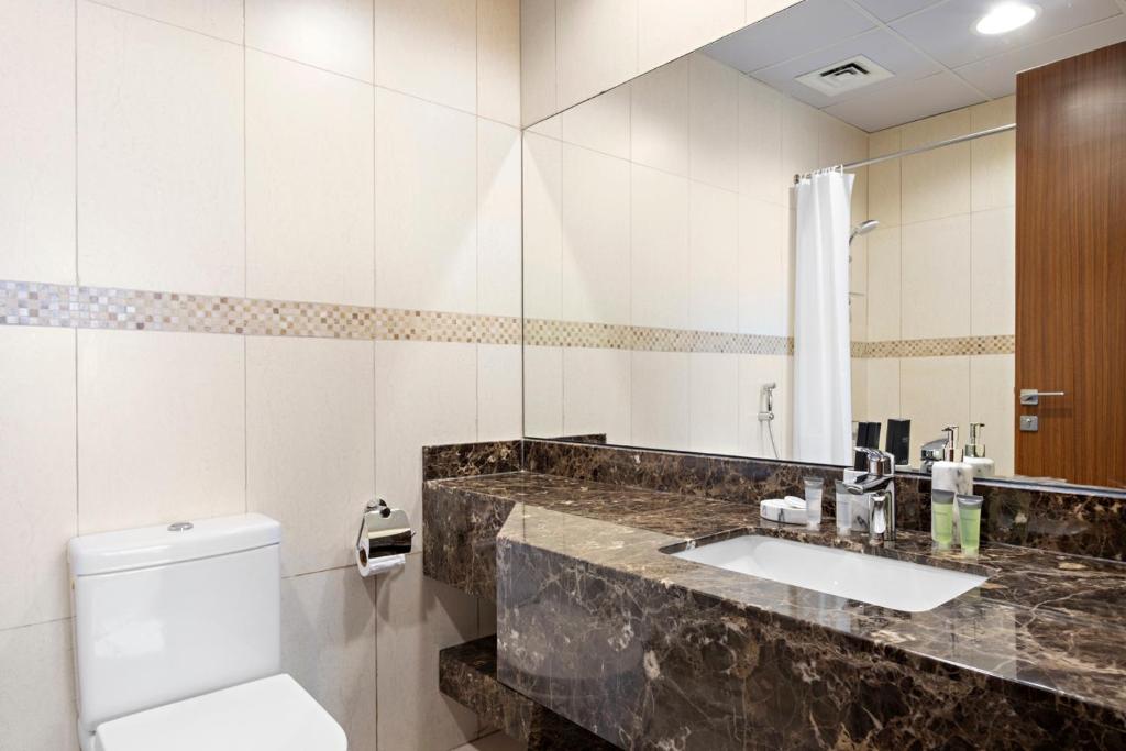 Spacious 2 BR in Family-friendly Community