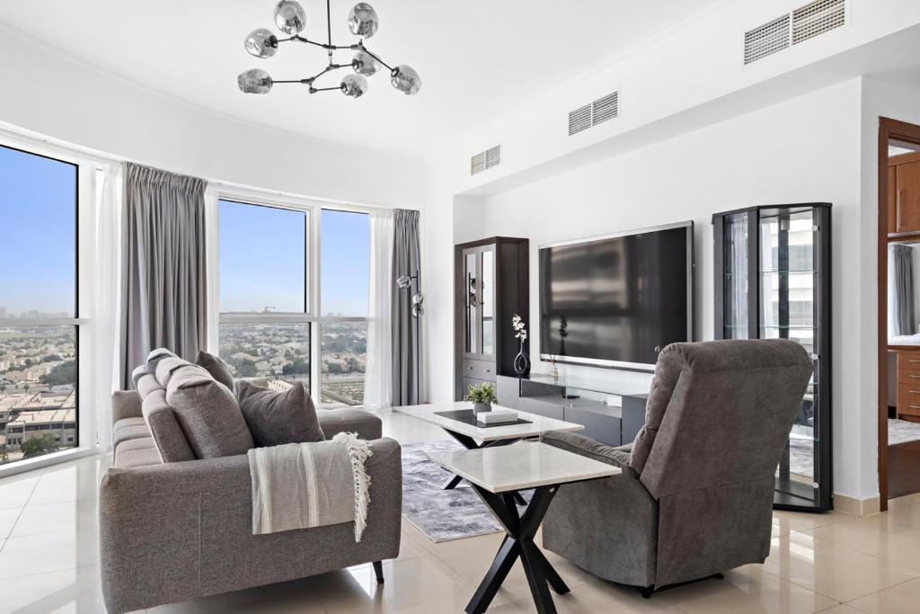 Spacious 2 BR in Family-friendly Community