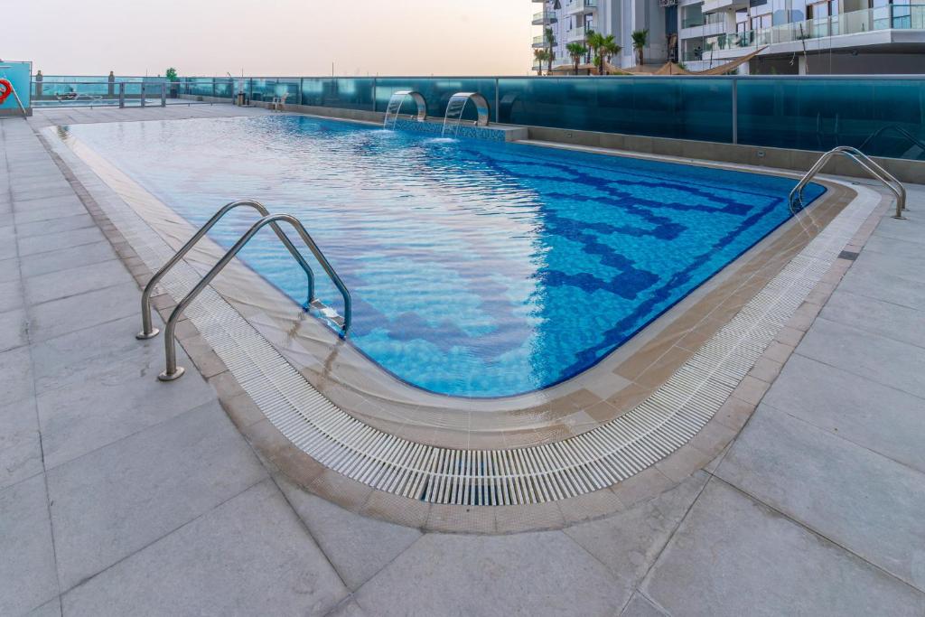 هتل برج خلیفه وی / آی / این ذا هارت آف د سییتی - Burj Khalifa View I In the heart of the city