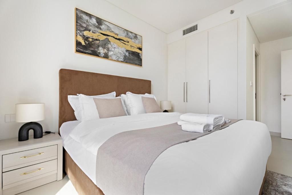 هتل لاگژریس 2 بی آر این داونتاون دبی - Luxurious 2 BR in Downtown Dubai