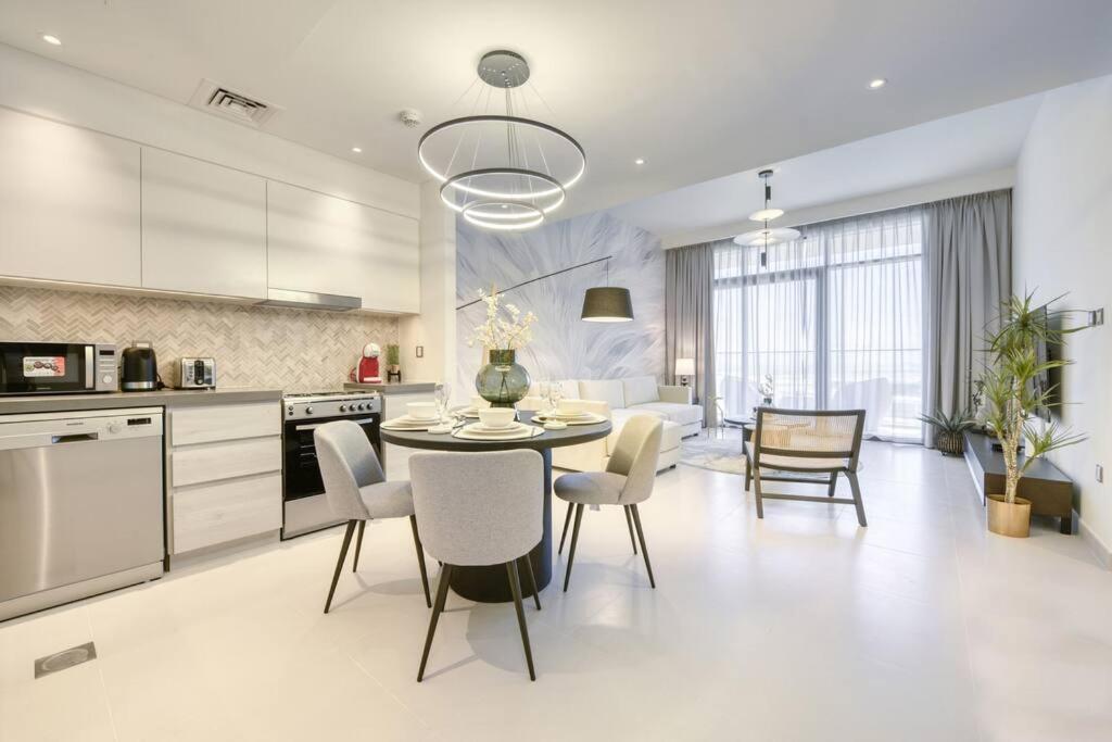 هتل ۱ بی آر آپارتمان این د کوو، دبی کریک هاربر - 1 BR Apartment in The Cove, Dubai Creek Harbour