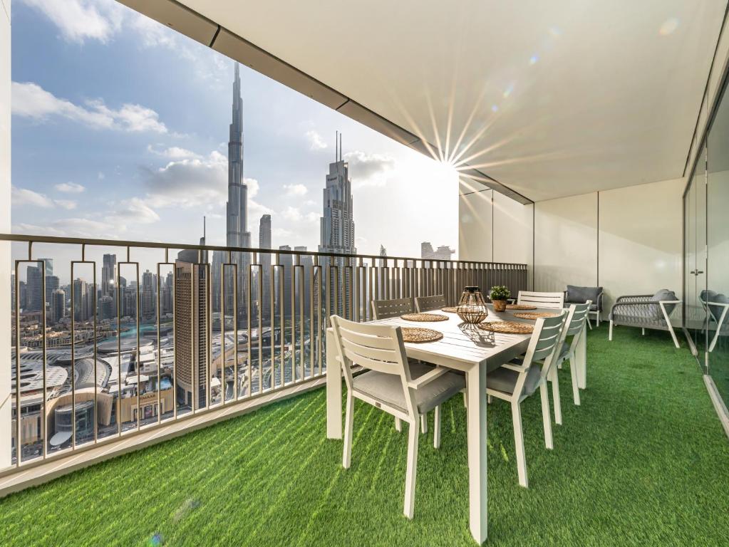 هتل دانتون ویوز آپارتمان - برج خلیفه و فونتین ویو - Downtown Views Apartment - Burj Khalifa & Fountain View