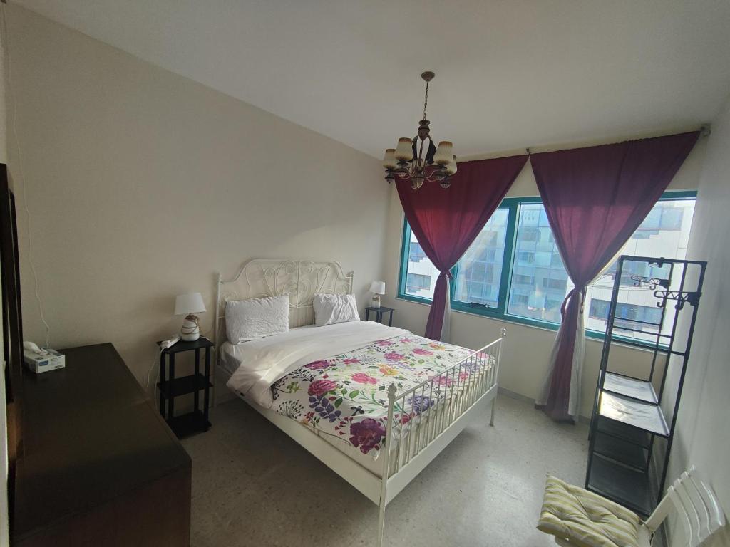 هتل روم ۳، کاپلز شود بی مراد Room 3, Couples should be married