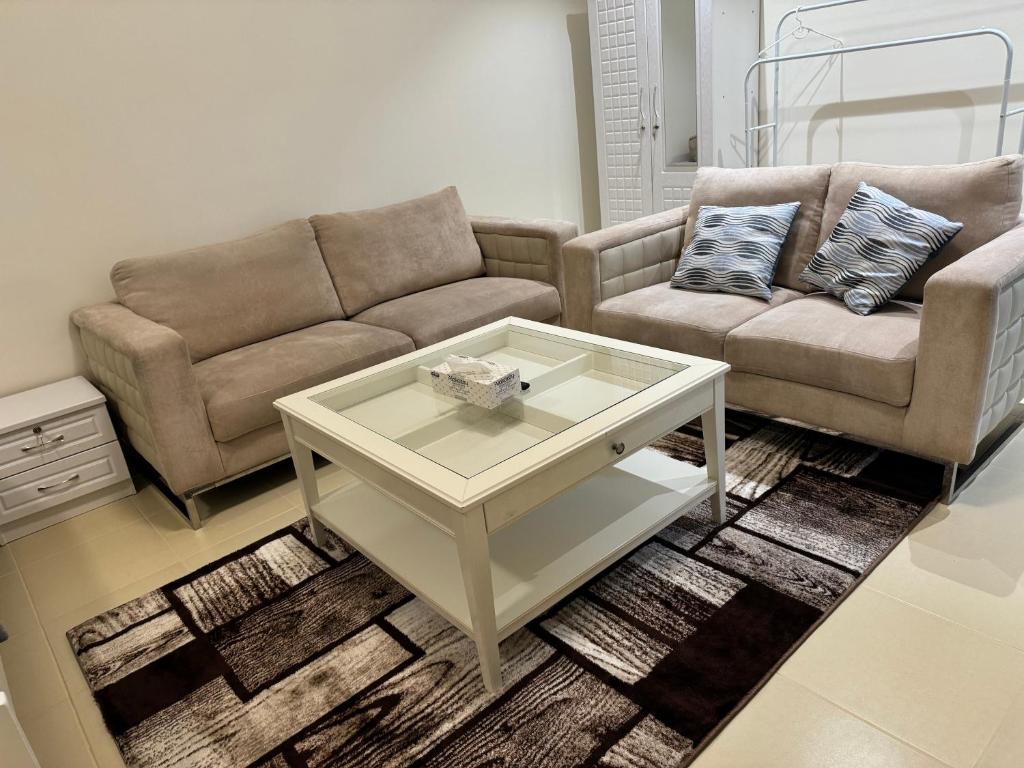 هتل ۳ بی آر فلت ۸ مینس درایو تو برج خلیفه - 3BR Flat 8 Mins Drive To Burj Khalifa