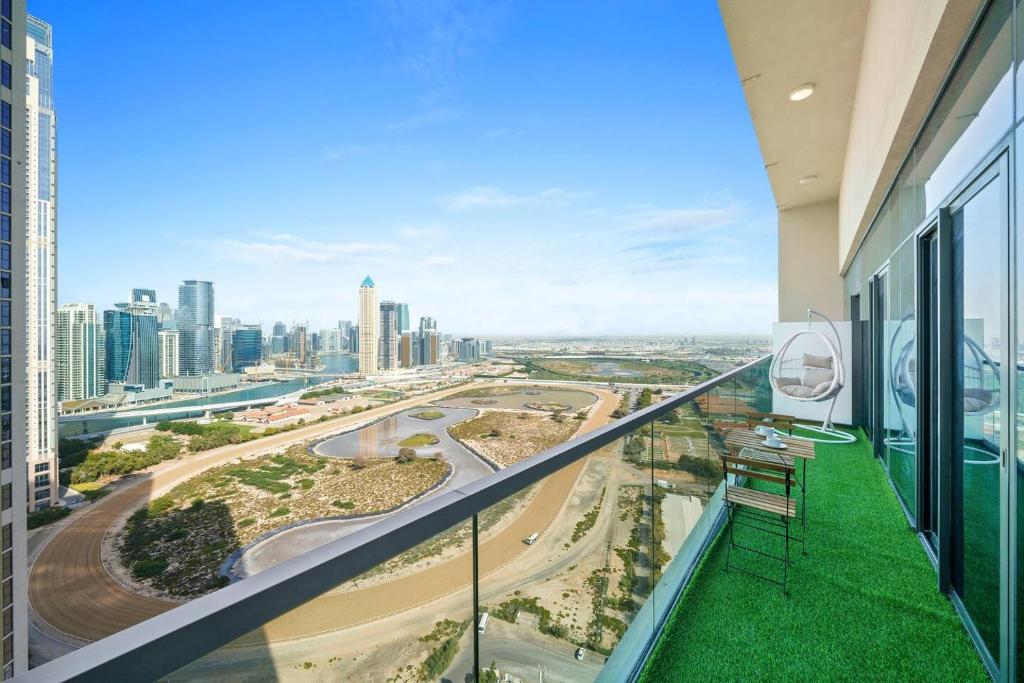 هتل های-فلور 2BR آپارتمان این آیکون سیتی اسپیسس، گود ویو - High-floor 2BR Apartment In Aykon City Spacious, Good View