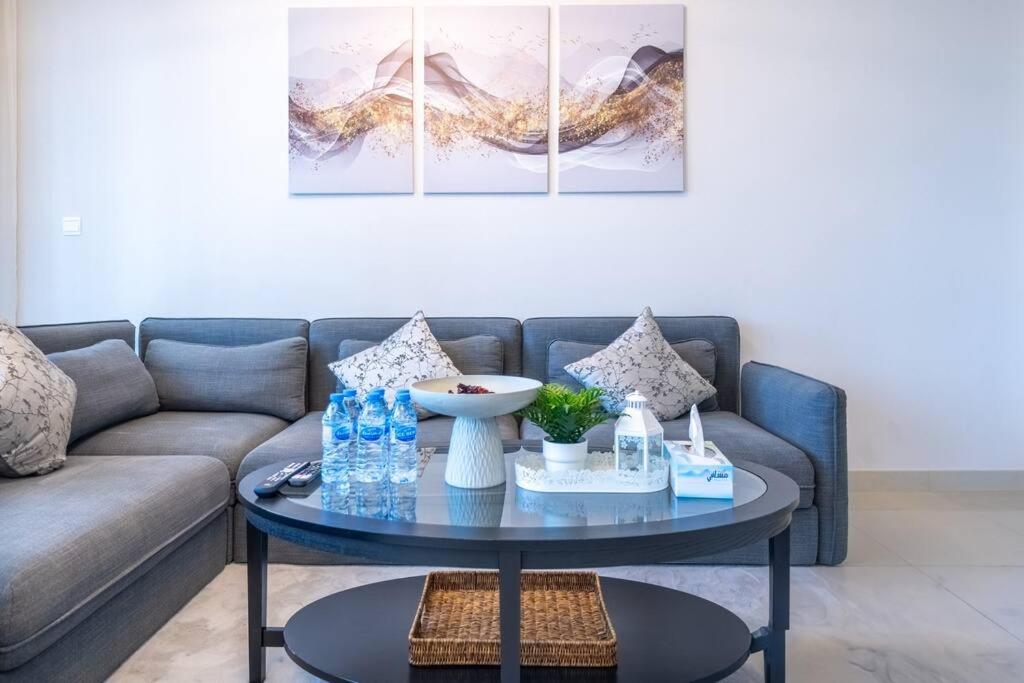 هتل دو بی آر آپارتمان در هاربر ویوز - 2BR Apartment in Harbour Views