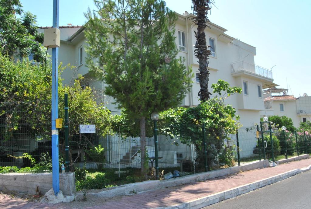 هتل مارتیلی ویلا لارا آنتالیا MARTILI VİLLA LARA ANTALYA