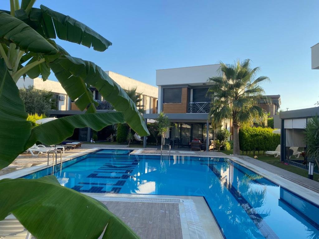 هتل ویلا ییلماز دیرم هالیدی Villa Yılmaz dream holiday