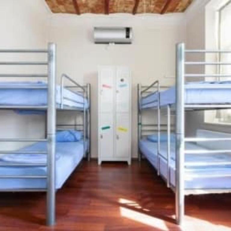هتل گالاتا وست هاستل galata west hostel