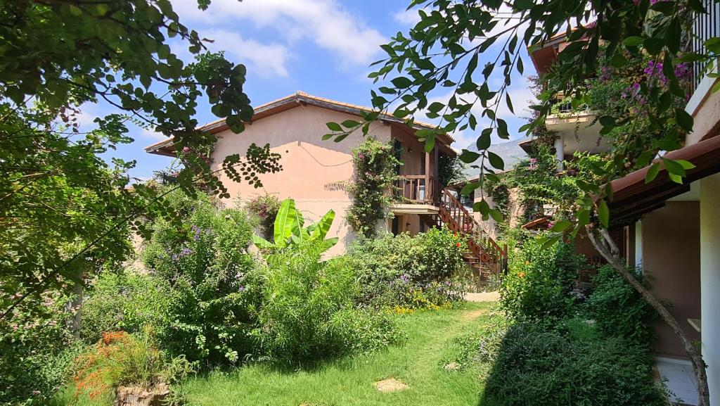 Seaview holiday home